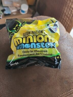 3$ Add On⭐ Wendy's Illuminations Minion Monsters Toy